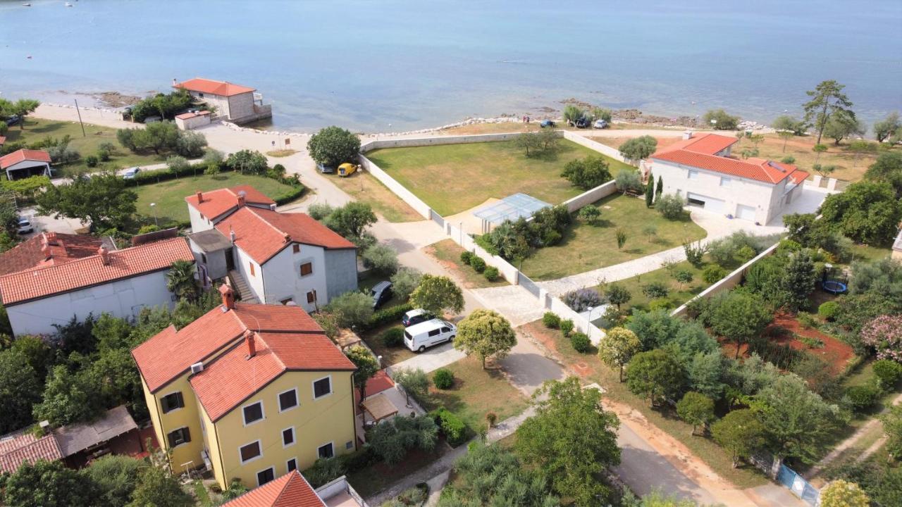 Lina Apartments Умаг Екстер'єр фото